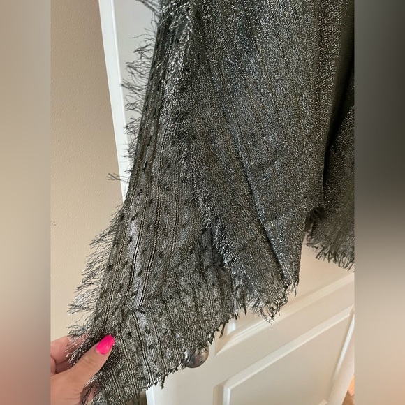 New! Steve Madden “ Olive” silver Metallic Fringe Kimono, Wrap,Dressy OSFM - Picture 9 of 14